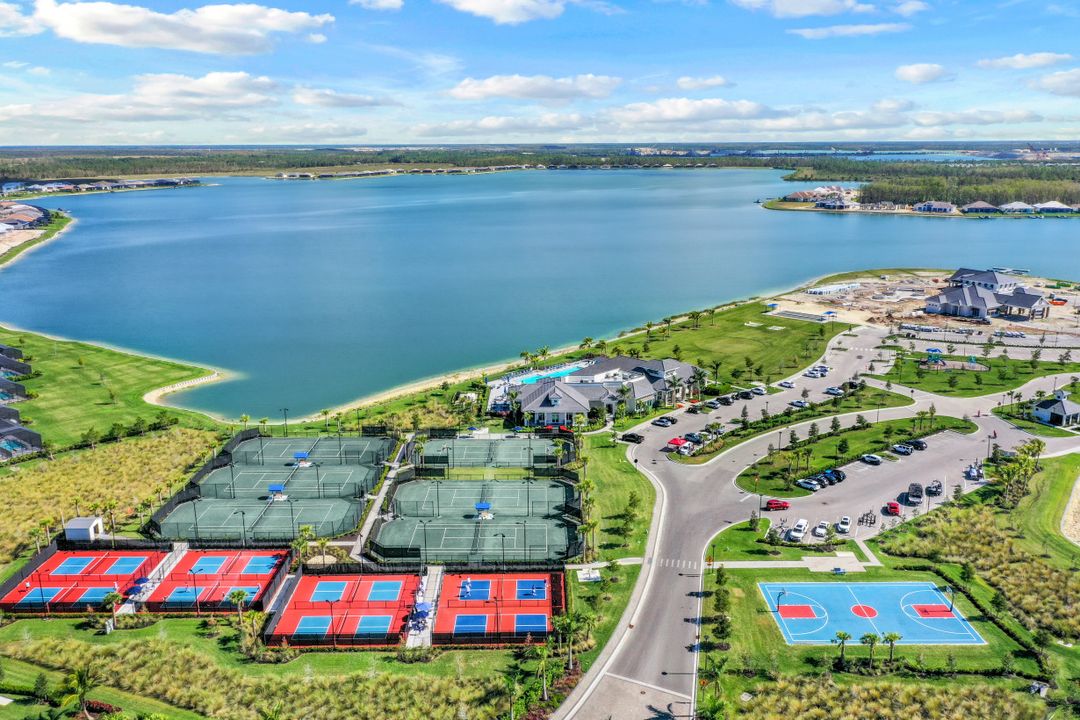 18837 WildBlue Blvd, Fort Myers, FL 33913