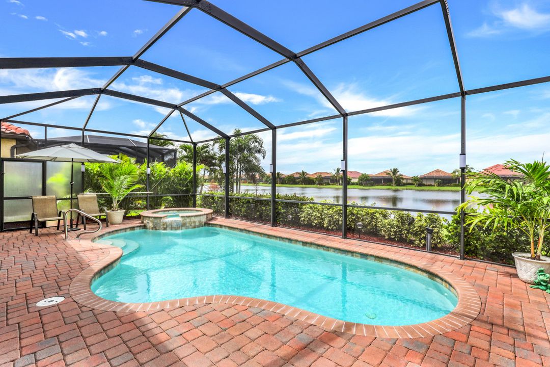 28020 Kerry Ct, Bonita Springs, FL 34135