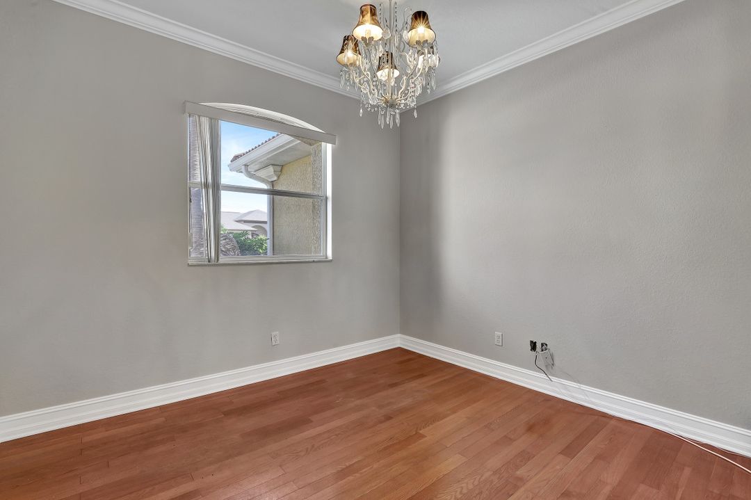 2538 SW 35th Ln, Cape Coral, FL 33914