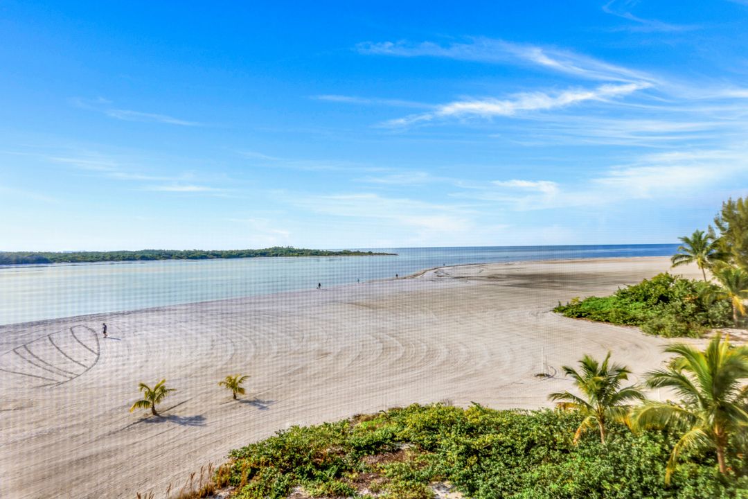 8402 Estero Blvd #302, Fort Myers Beach, FL 33931