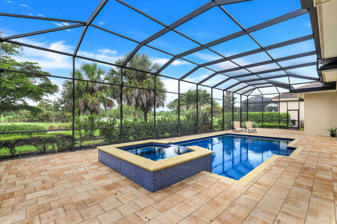 9539 Via Lago Way, Fort Myers, FL 33912