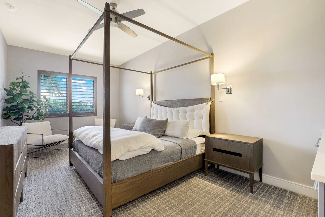 1111 Central Ave #402, Naples, FL 34102