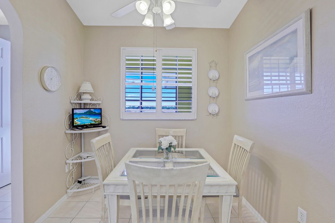 6828 Sterling Greens Dr #4402, Naples, FL 34104