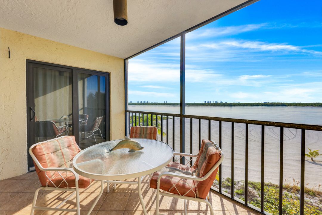 8402 Estero Blvd #302, Fort Myers Beach, FL 33931
