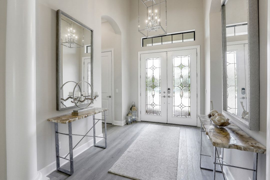 9388 Rapallo St, Naples, FL 34119