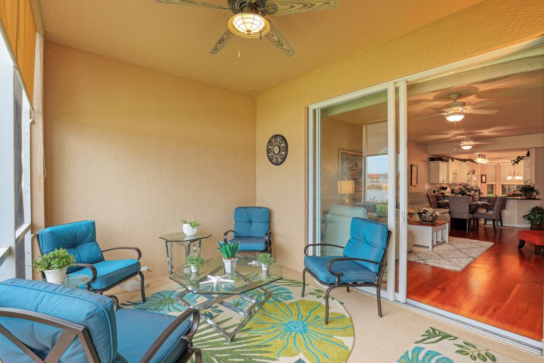 2810 Cypress Trace Cir #2111, Naples, FL 34119