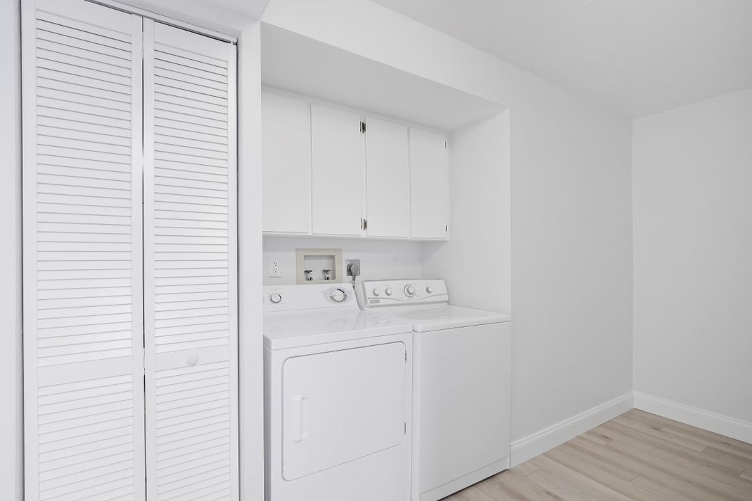 4001 Ice Castle Way #5, Naples, FL 34112