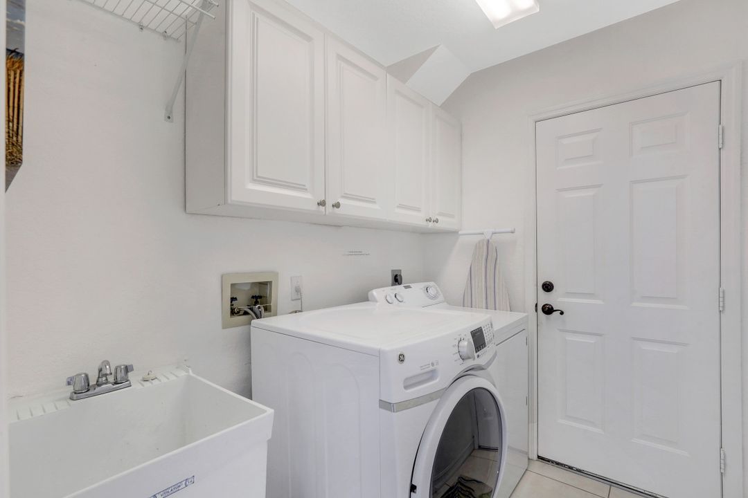 530 Century Dr, Marco Island, FL 34145