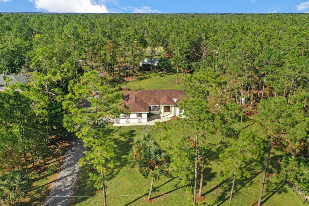1491 20th Ave NE, Naples, FL 34120