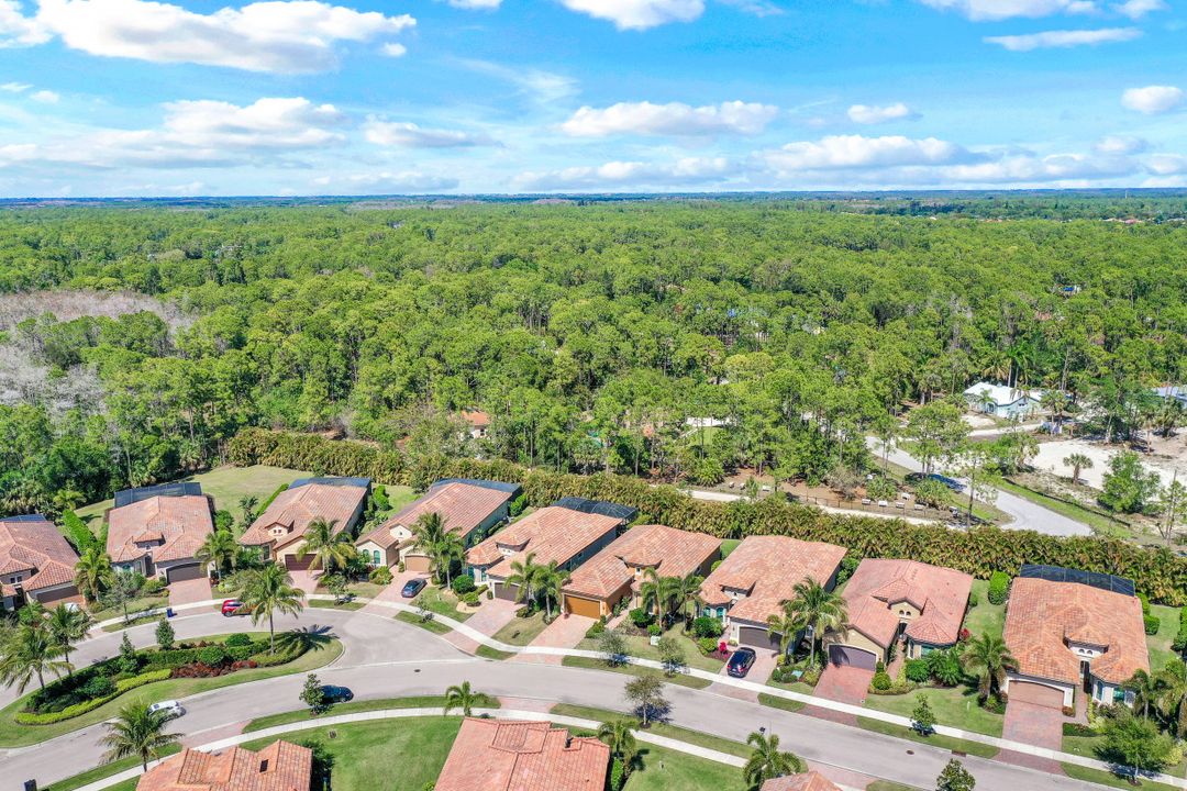 9247 Isla Bella Cir, Bonita Springs, FL 34135