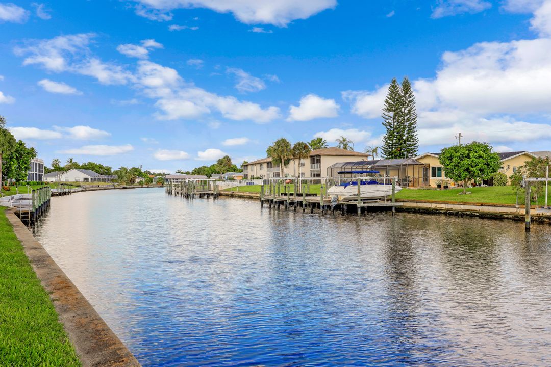 4549 SE 5th Pl #214, Cape Coral, FL 33904