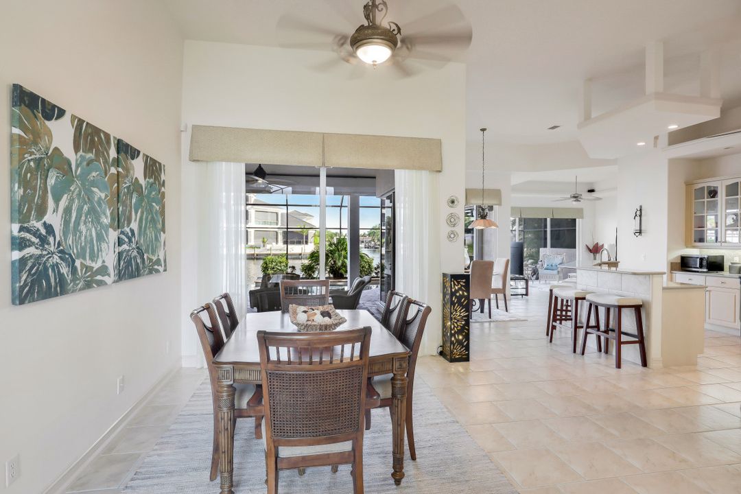 5360 Mikado Ct, Cape Coral, FL 33904