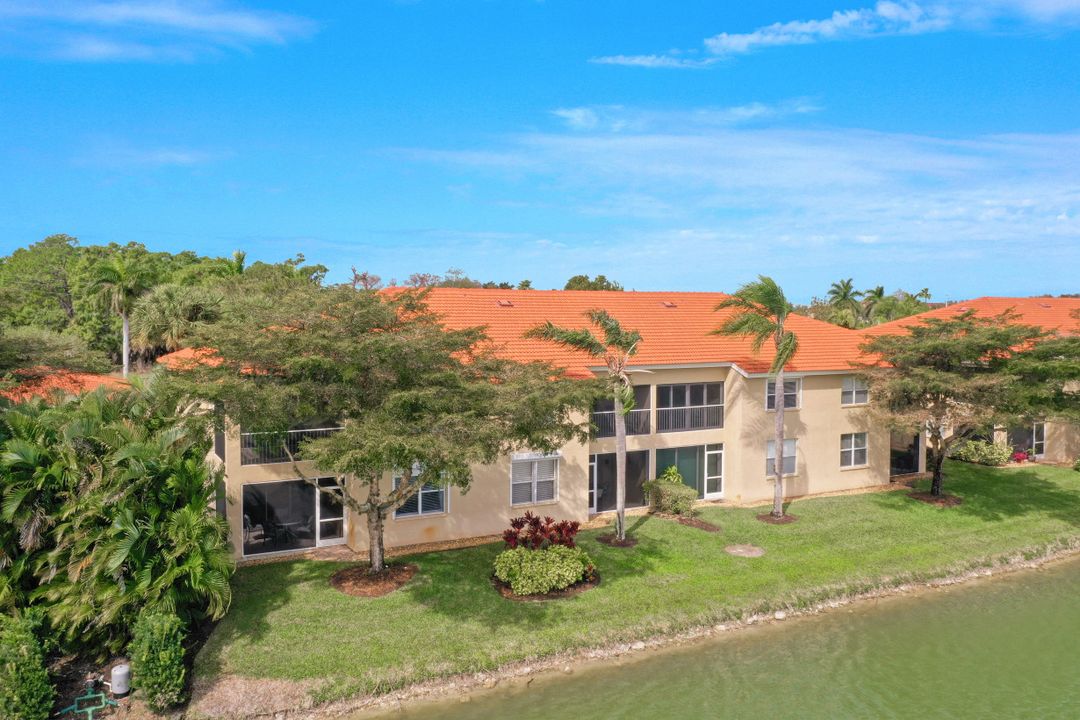 6528 Huntington Lakes Cir #203, Naples, FL 34119