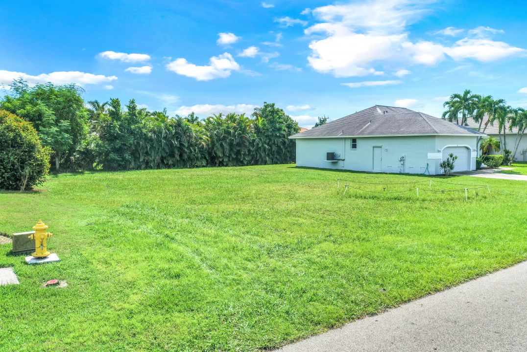 165 Clyburn St, Marco Island, FL 34145