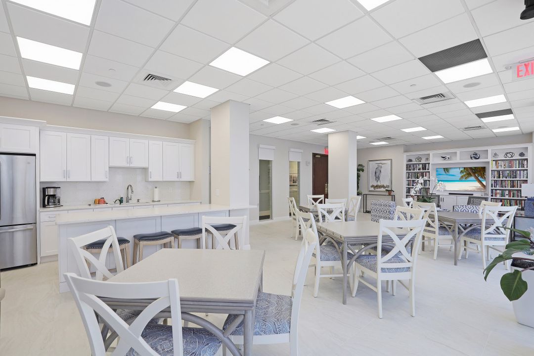 140 Seaview Ct #401N, Marco Island, FL 34145