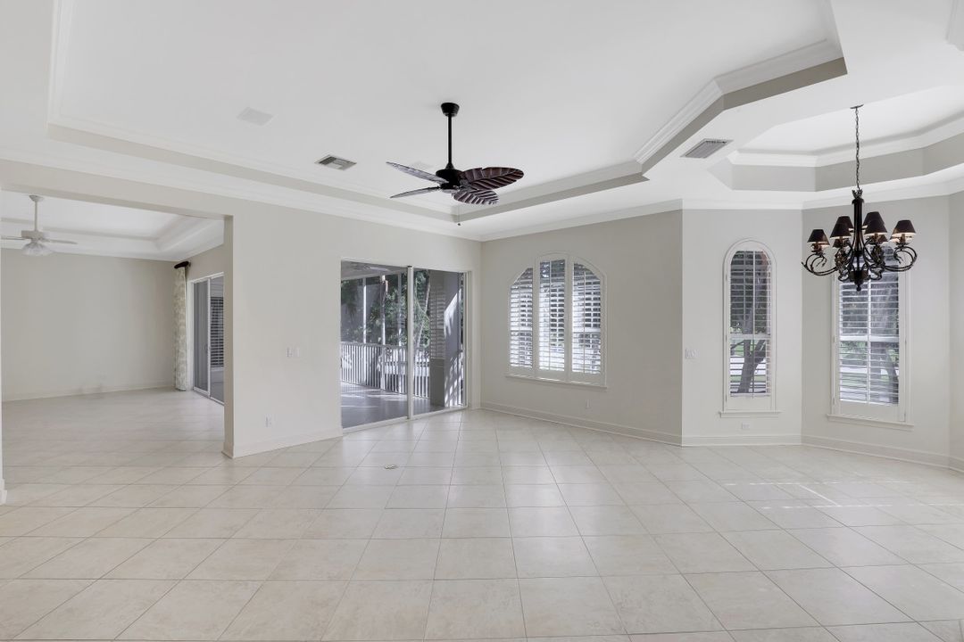 2362 Terra Verde Ln, Naples, FL 34105