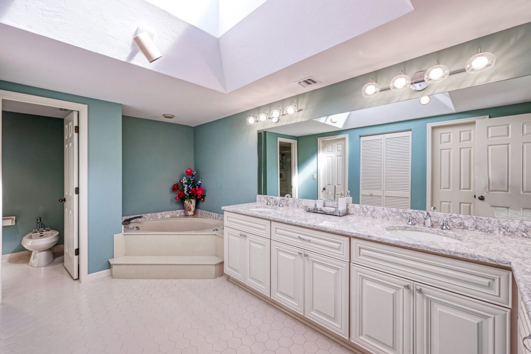 6360 Pelican Bay Blvd #PH 2C, Naples, FL 34108