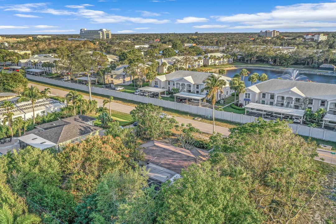 801 91st Ave N, Naples, FL 34108