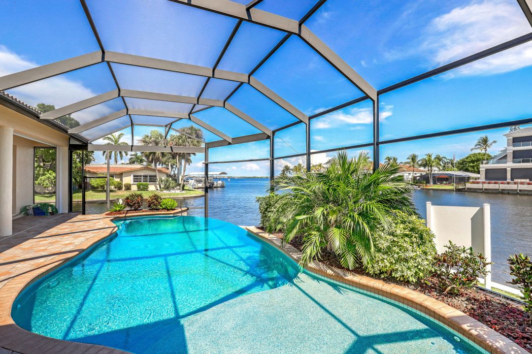 5360 Mikado Ct, Cape Coral, FL 33904