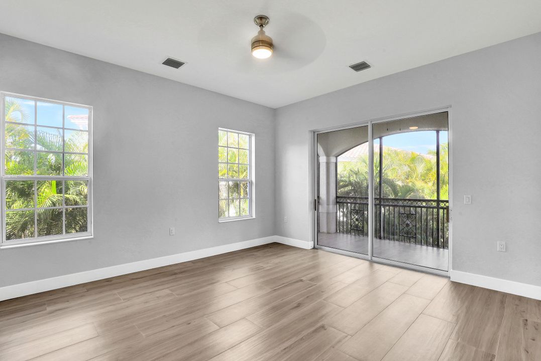 9053 Cascada Way #201, Naples, FL 34114