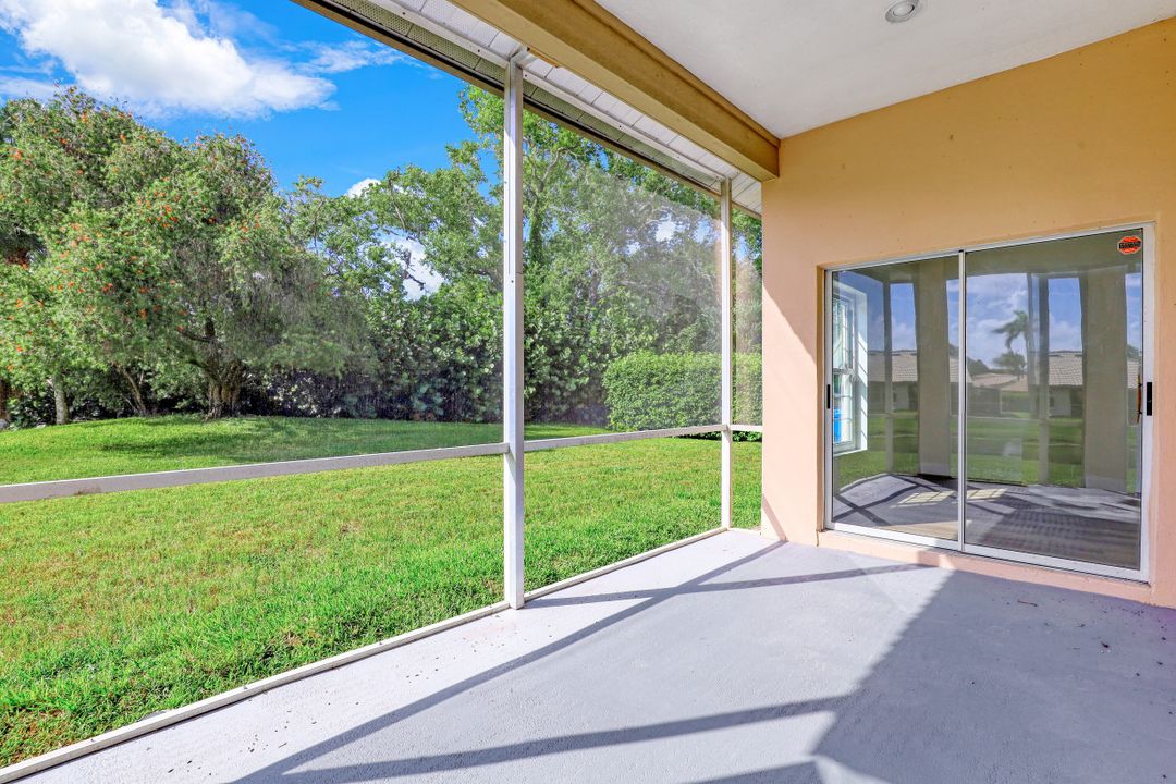 4414 Turnberry Ct, Bradenton, FL 34210