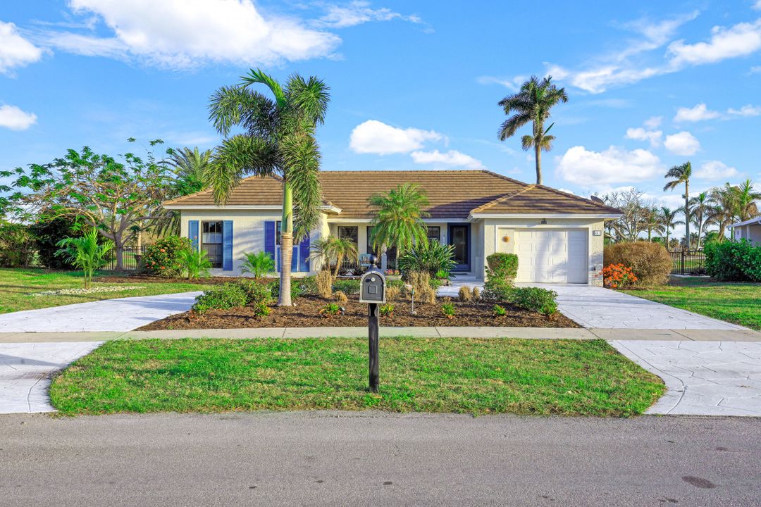 463 Echo Cir, Marco Island, FL 34145