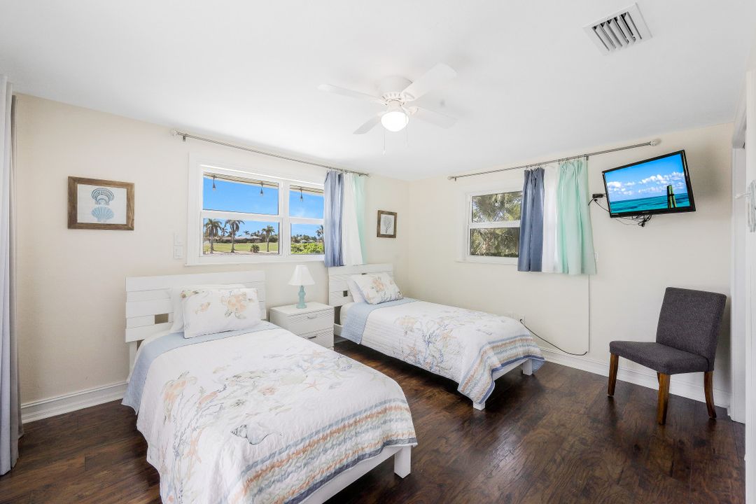 428 Nassau Ct, Marco Island, FL 34145