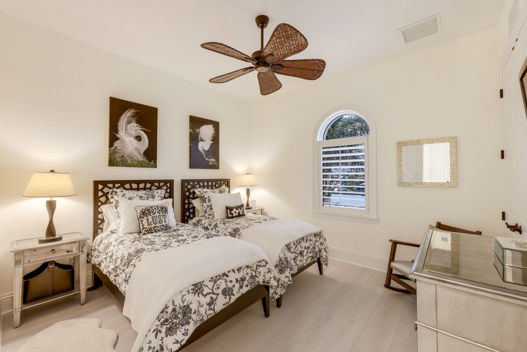 403 Seabee Ave, Naples, FL 34108