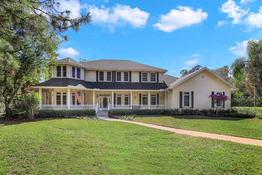 5760 Golden Oaks Ln, Naples, FL 34119