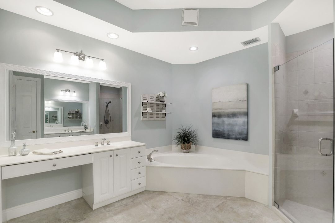 9057 Cherry Oaks Tr #102, Naples, FL 34114