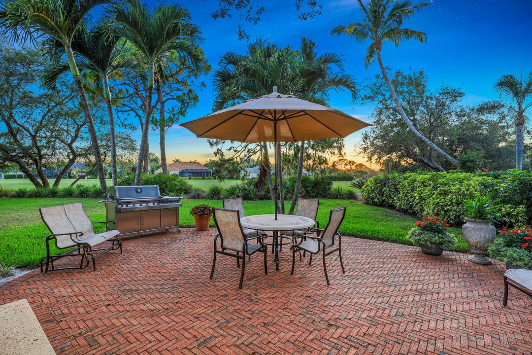 185 Cheshire Way, Naples, FL 34110