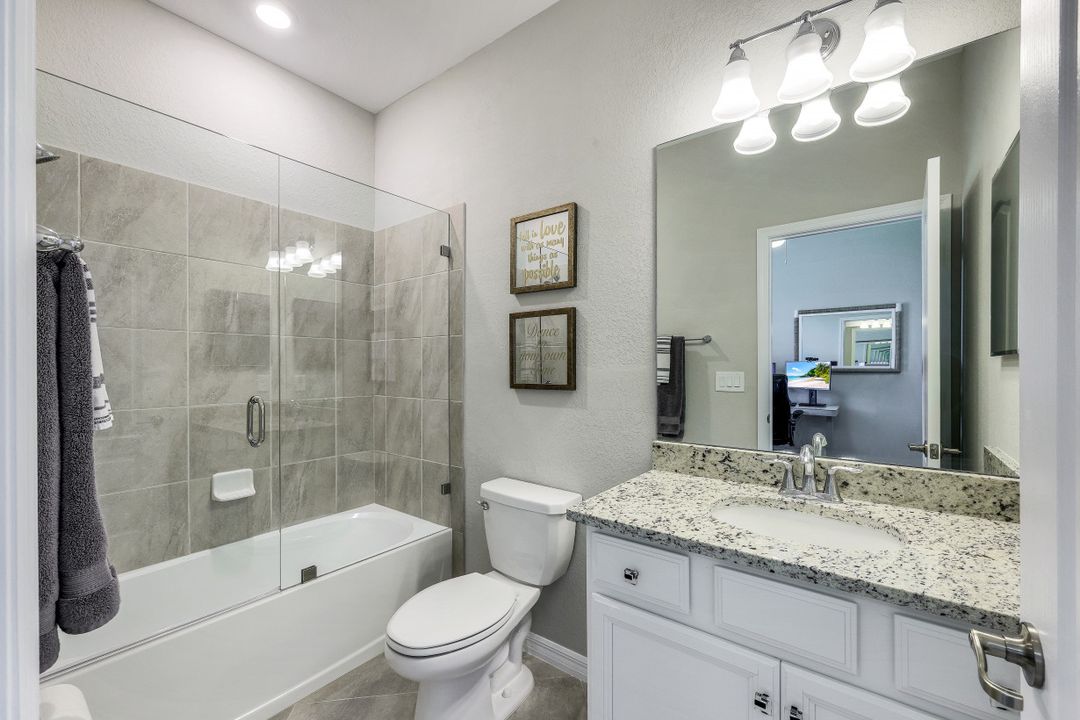 19835 Beechcrest Pl, Estero, FL 33928