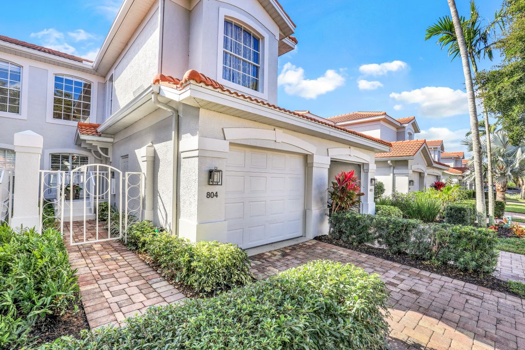 2180 Arielle Dr #804, Naples, FL 34109