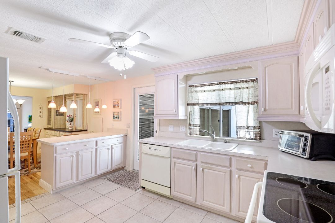 55 Palos Dr #55, Naples, FL 34104