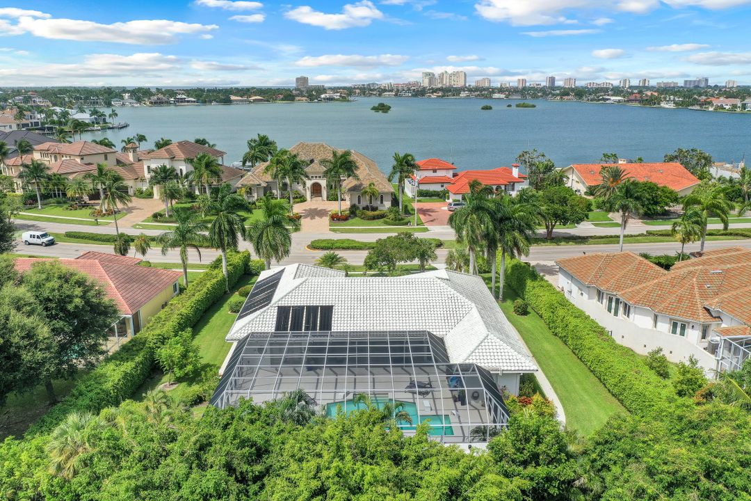 621 S Barfield Dr, Marco Island, FL 34145