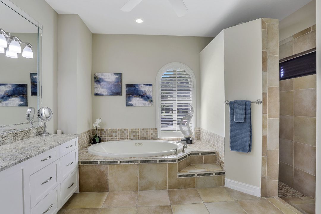 1056 Fieldstone Dr, Marco Island, FL 34145