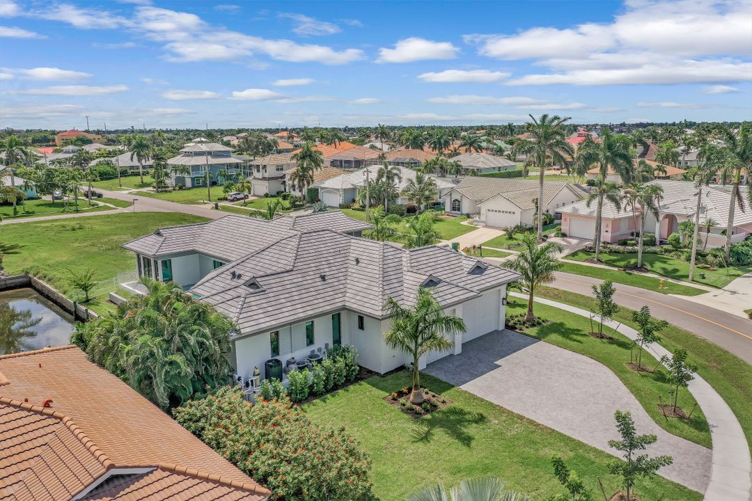 950 Bonita Ct, Marco Island, FL 34145