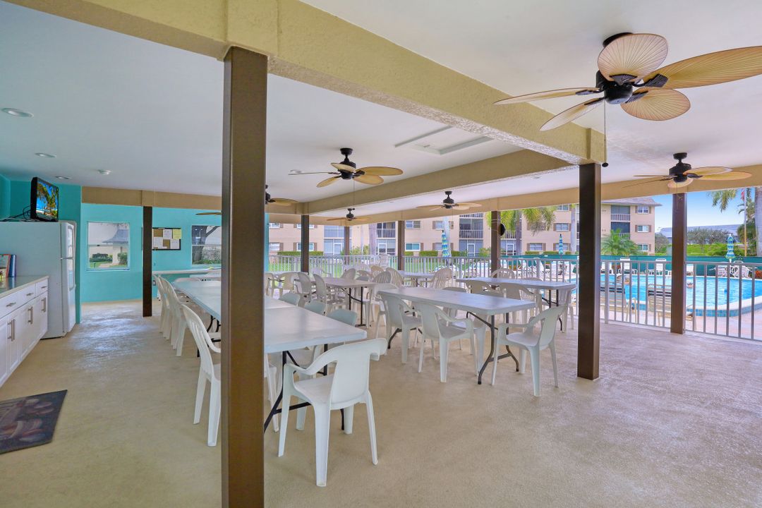 5467 Rattlesnake Hammock Rd #208C, Naples, FL 34113