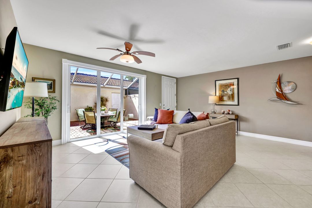 15247 Laughing Gull Ln, Bonita Springs, FL 34135