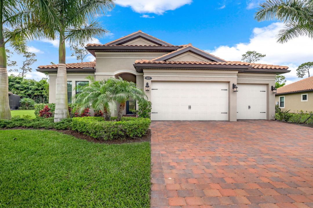 1431 Mockingbird Dr, Naples, FL 34120