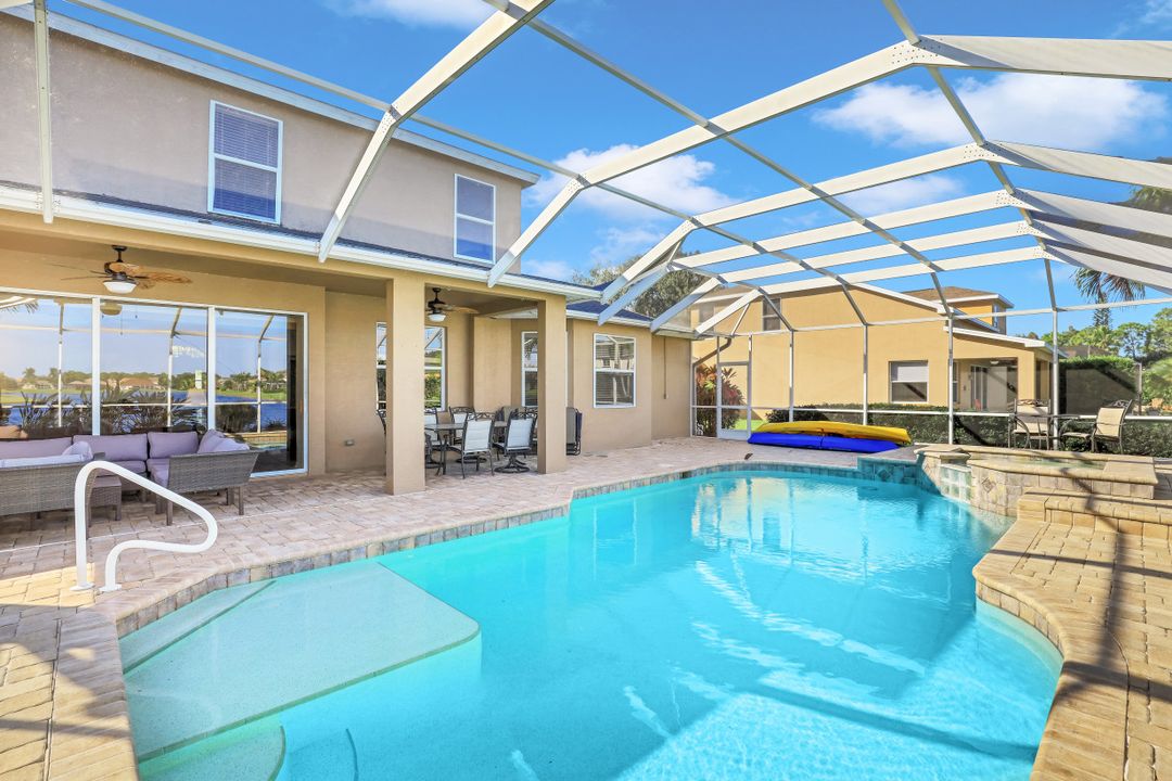 9051 Pittsburgh Blvd, Fort Myers, FL 33967