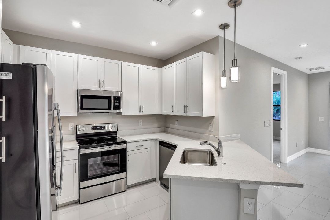 7635 Morgan Way, Naples, FL 34119