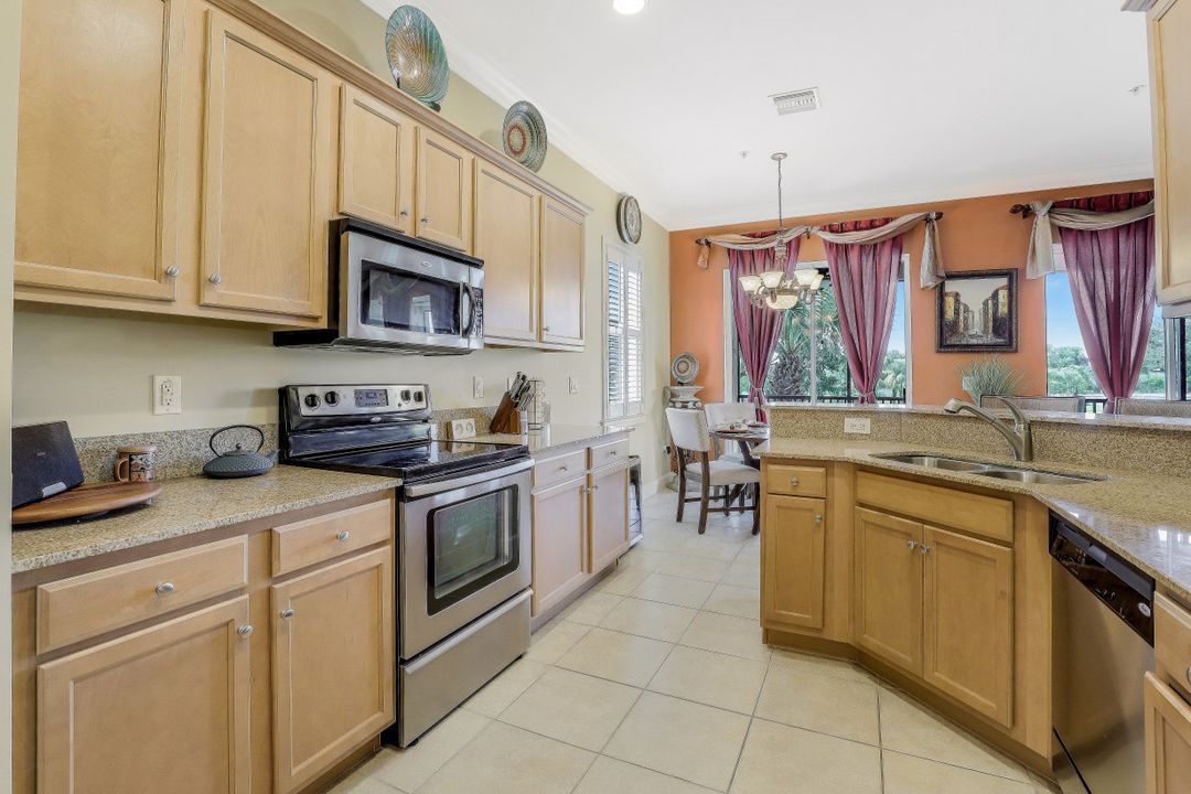 9509 Ironstone Terrace #201, Naples, FL 34120