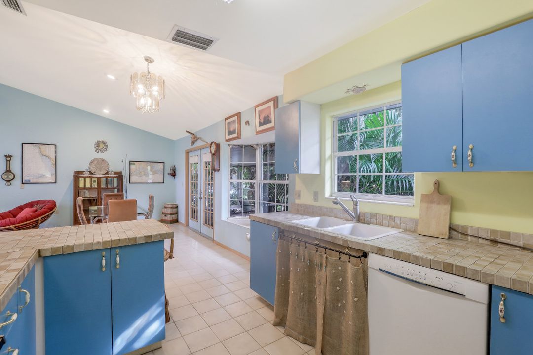 1533 San Marco Rd, Marco Island, FL 34145