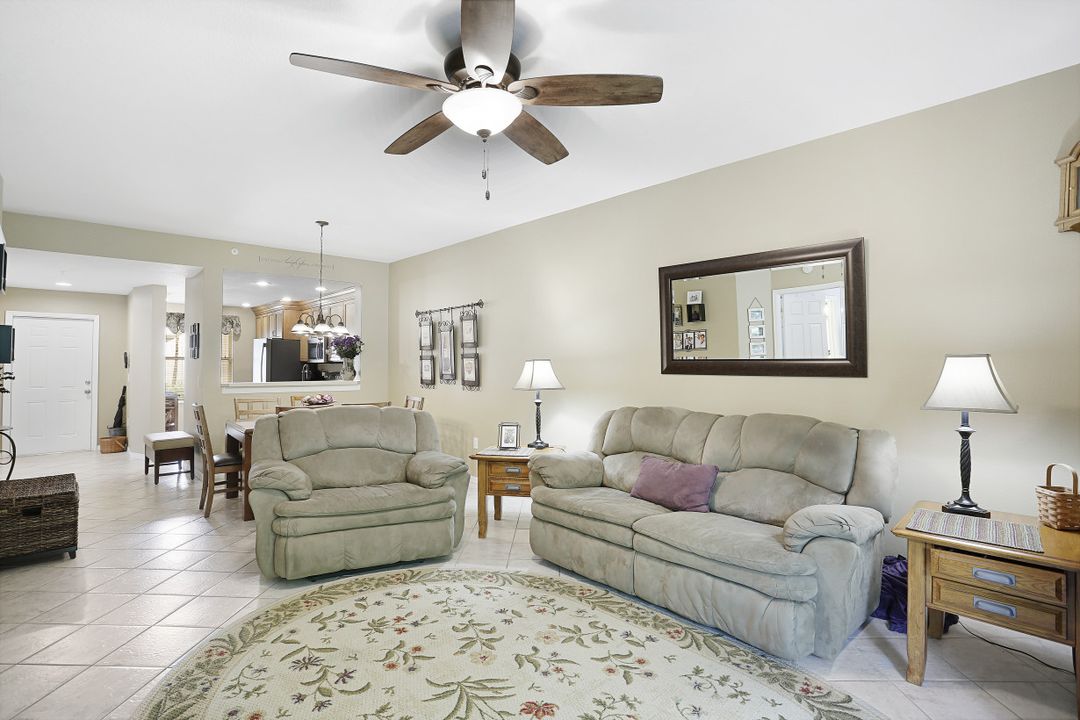 6645 Huntington Lakes Cir #104, Naples, FL 34119