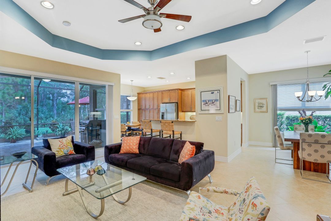 11222 Yellow Poplar Dr, Fort Myers, FL 33913