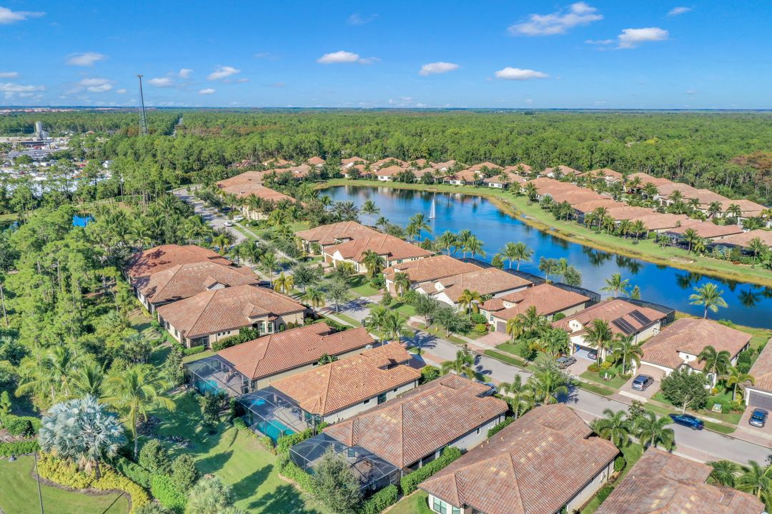 9021 Isla Bella Cir, Bonita Springs, FL 34135