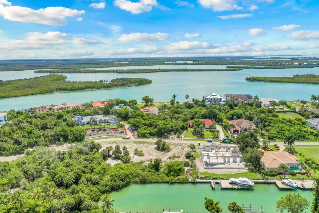 1115 Caxambas Dr, Marco Island, FL 34145