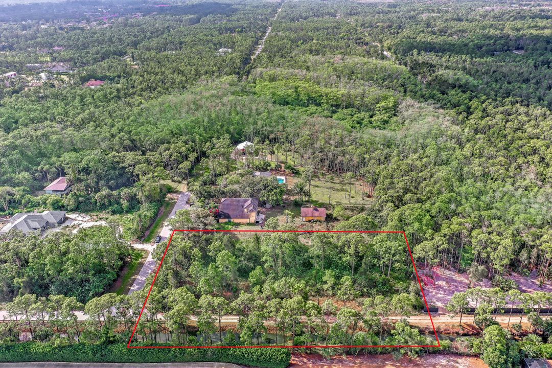 24000 Rocky Rd, Bonita Springs, FL 34135