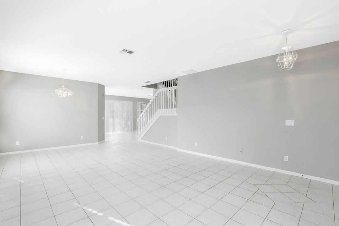 12530 Eagle Pointe Cir, Fort Myers, FL 33913